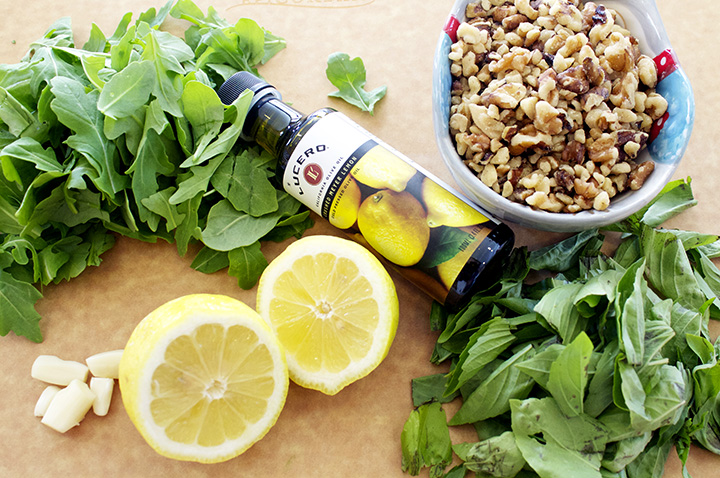 Ingredients How to make homemade Basil & Arugula Lemon Pesto {gluten free, dairy free, sugar free} #unprocessed www.agutsygirl.com