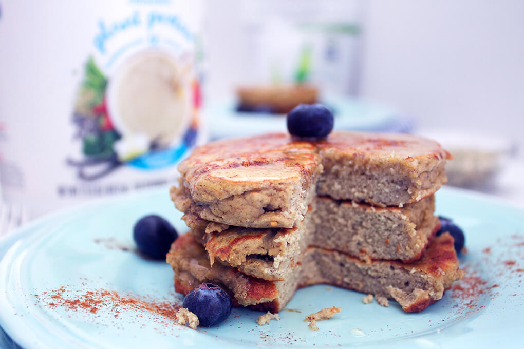 Power Foods for Spartan Training 3-Ingredient Protein Pancakes sarahkayhoffman.com