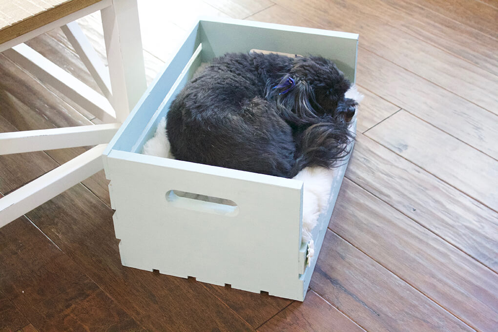 DIY Farmhouse Wooden Crate Bed for Puppy sarahkayhoffman.com Finished