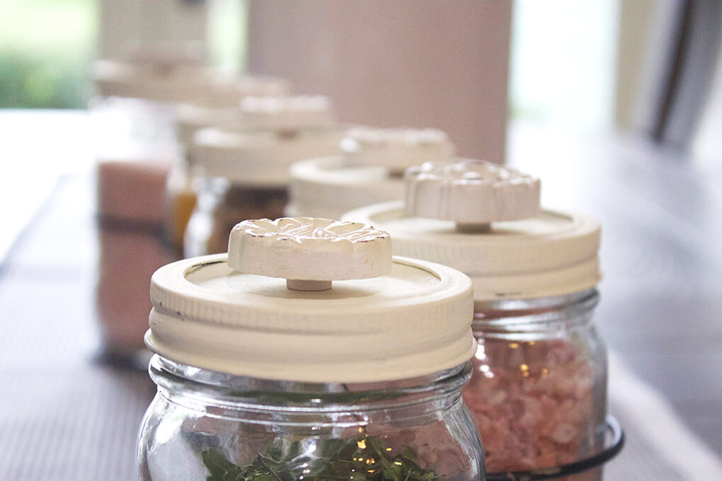 DIY Mason Jar Table Centerpieces sarahkayhoffman.com Lined up jars