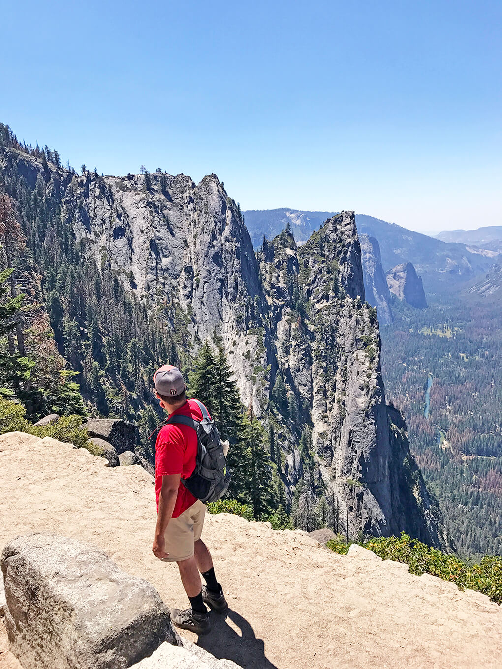 Hiking Yosemite sarahkayhoffman.com JJ 4-mile hike Glacier Point