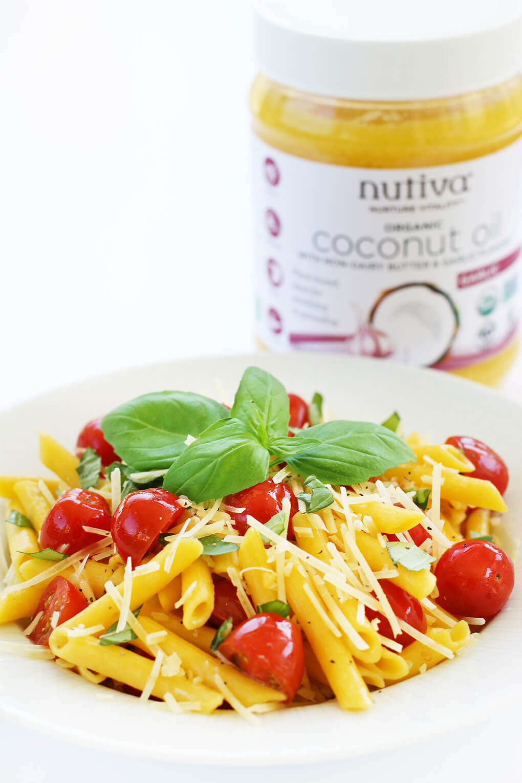 Gluten Free Recipe Roundup Six sarahkayhoffman.com Fresh Tomato Basil Penne Pasta Nutiva Nutiva Organic Buttery Coconut Oil with Non-Dairy Butter and Garlic Flavors