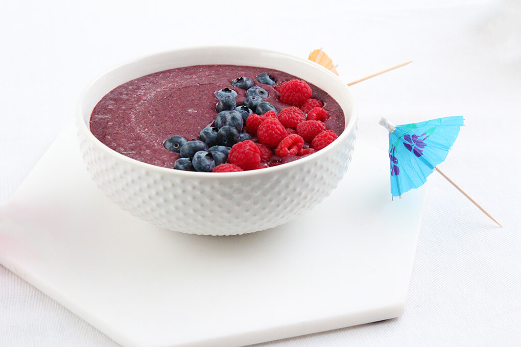 Top 13 Gut Healing Boosts for Smoothies www.sarahkayhoffman.com smoothie bowl