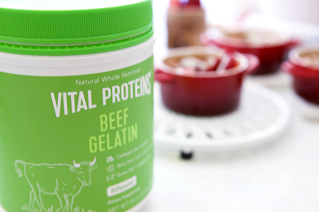 Strawberry Shortcake for One www.sarahkayhoffman.com #paleo #lowfodmap #healthyliving #recipe Gelatin Vital Proteins