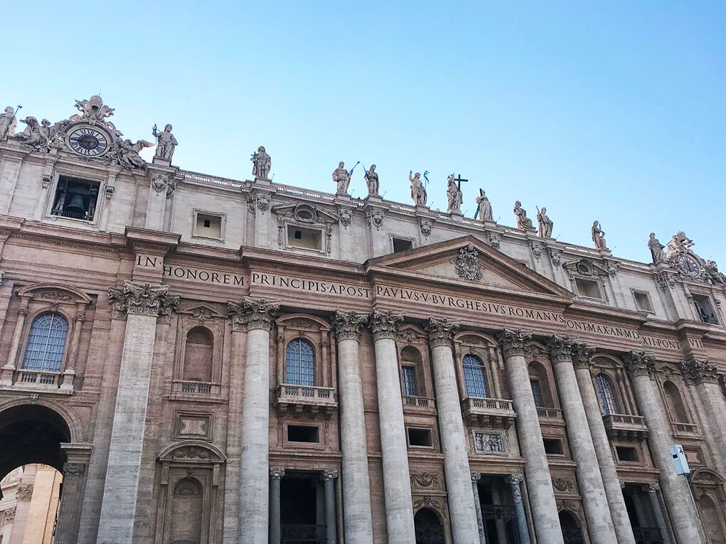 Top 17 Things from Italy www.sarahkayhoffman.com Vatican City #italy #vaticancity #pope #travel