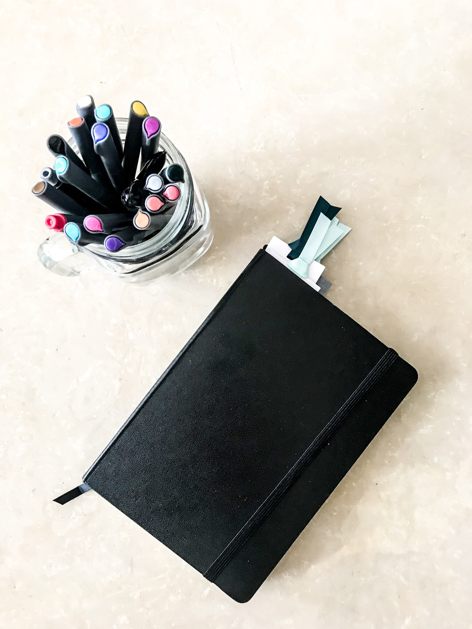 2019 Bullet Journal www.sarahkayhoffman.com #bulletjournal #bujo #healthyliving #mompreneur BUJO from Amazon