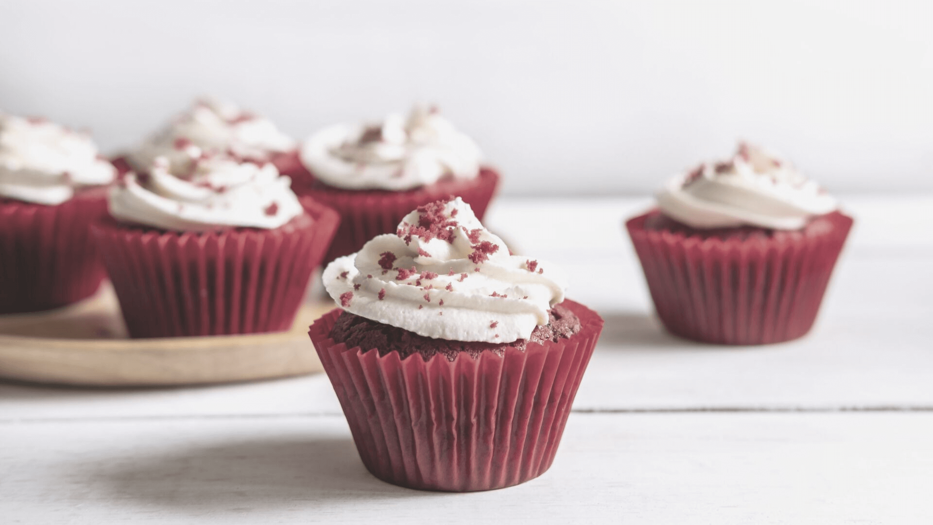 Mini Chocolate Peppermint Cupcakes with Peppermint Cream Cheese Frosting