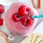 Raspberry Muffin Smoothie recipe {gluten free, dairy free} How to Make a Raspberry Smoothie agutsygirl.com #glutenfree #dairyfree