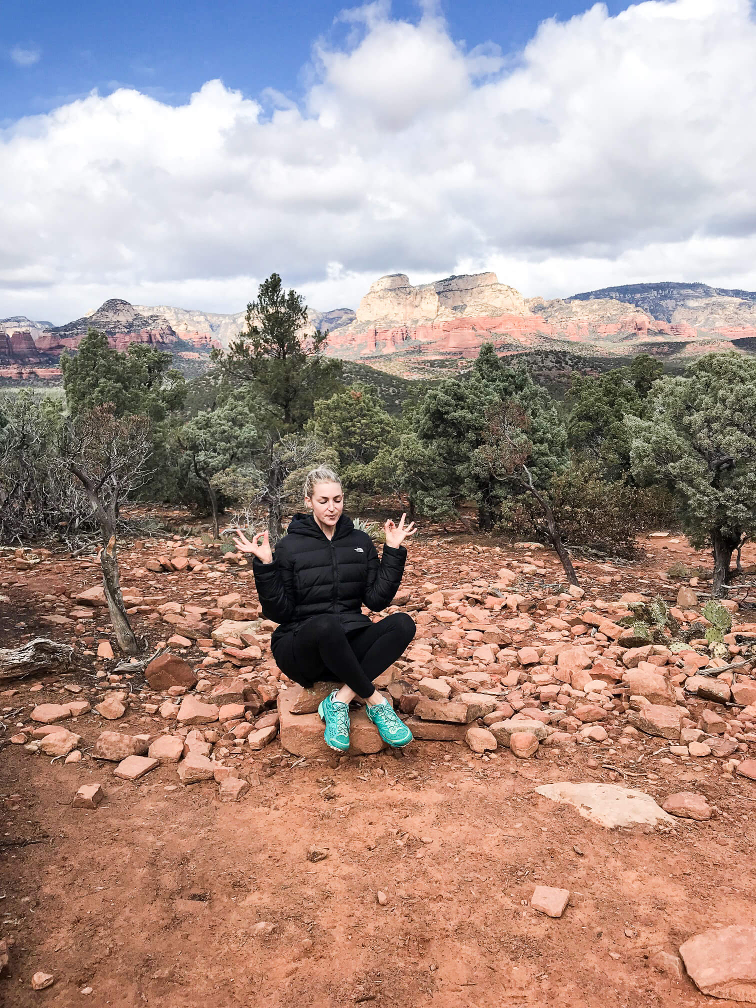 23 Stress Symptoms agutsygirl.com #stress #sedona #healthyliving Sedona Devil's Hike Mountain